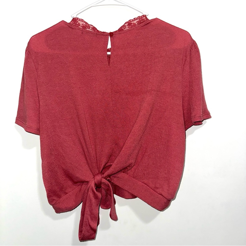 ๐ท5/$20 Luna Moon Juniors Cropped Top - Picture 5 of 5